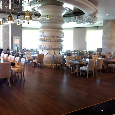 Resort Delphin Imperial Lara 5*