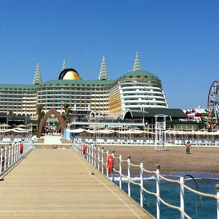 Station touristique Delphin Imperial Lara